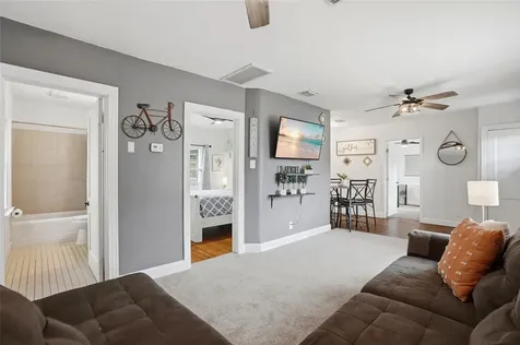 4627 1st Avenue N St Petersburg FL 33713