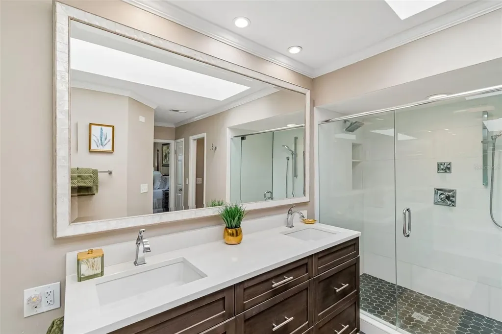 3133 Lake Ellen Drive Tampa FL 33618