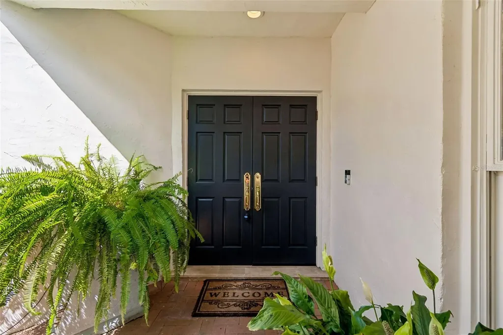 3133 Lake Ellen Drive Tampa FL 33618