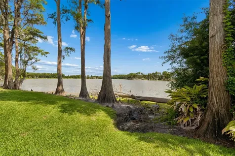 3133 Lake Ellen Drive Tampa FL 33618