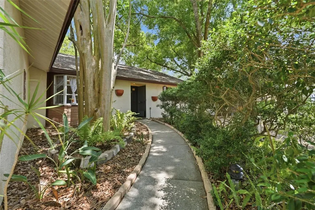 1785 Albemarle Road Clearwater FL 33764