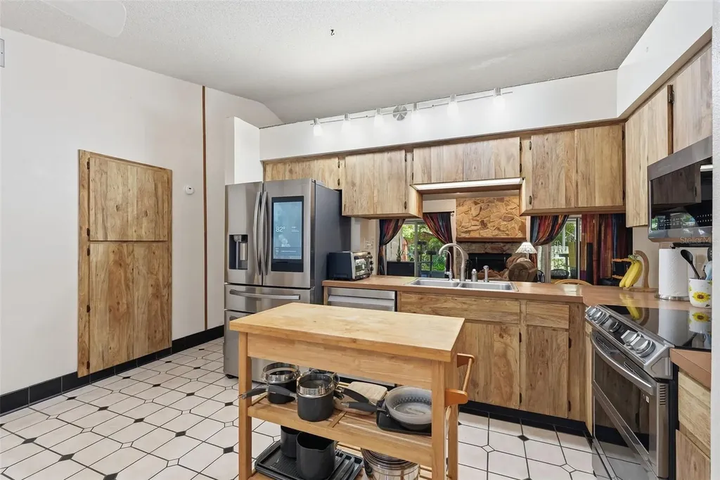 1785 Albemarle Road Clearwater FL 33764