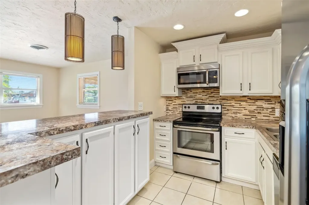 4219 35th Street W Bradenton FL 34205