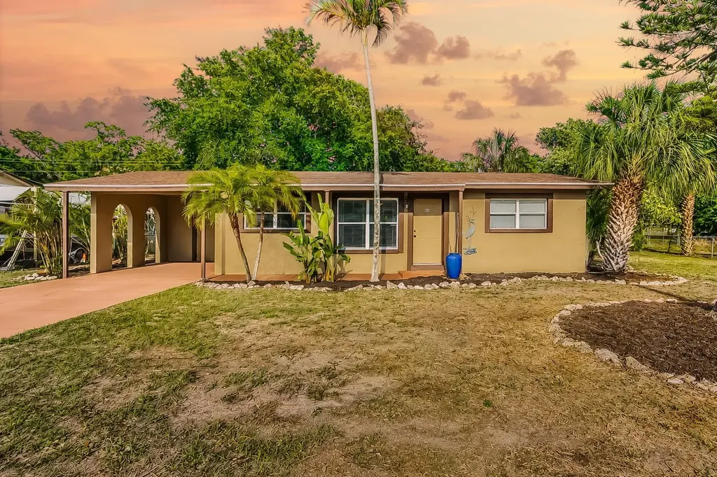 4219 35th Street W Bradenton FL 34205