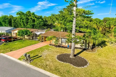 4219 35th Street W Bradenton FL 34205