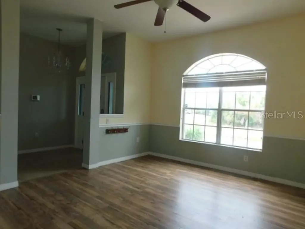 10512 Van Wyck Terrace Port Charlotte FL 33981
