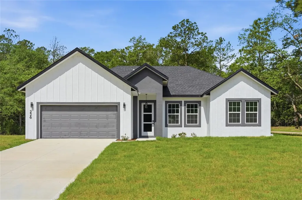 226 E Caldwell Drive Dunnellon FL 34434