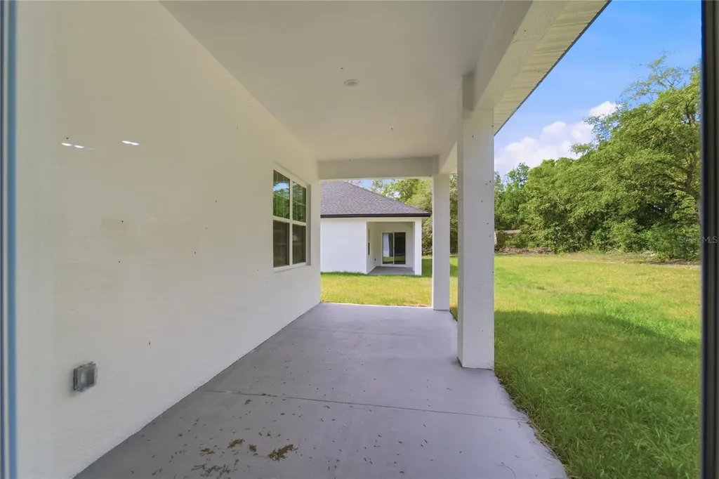 226 E Caldwell Drive Dunnellon FL 34434