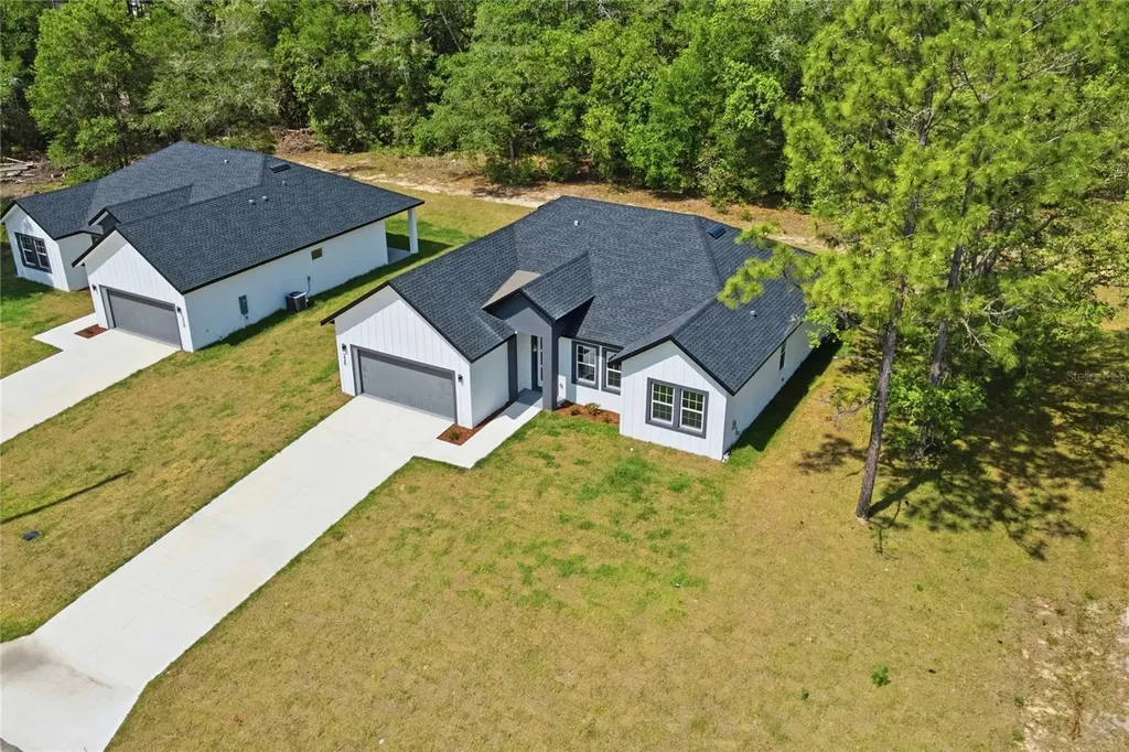 226 E Caldwell Drive Dunnellon FL 34434