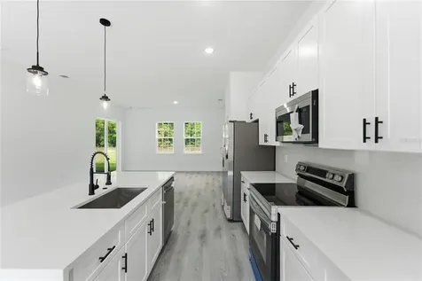 226 E Caldwell Drive Dunnellon FL 34434