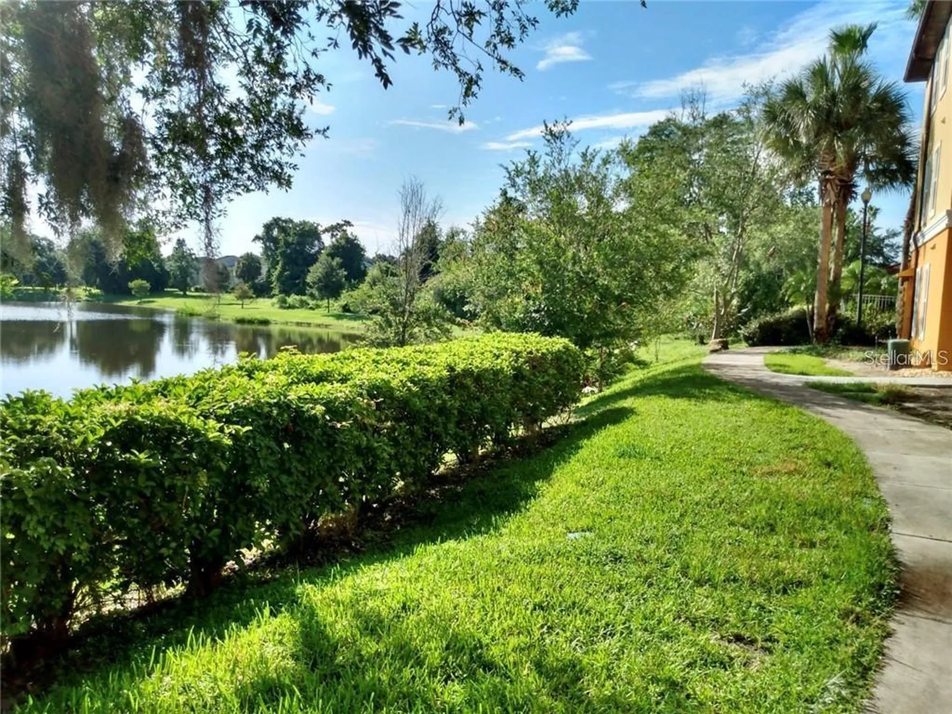 5447 Vineland Road Orlando FL 32811