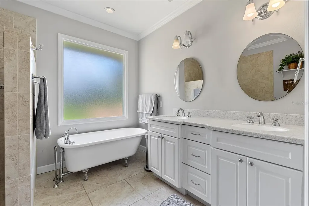 761 N Belfast Place Chuluota FL 32766