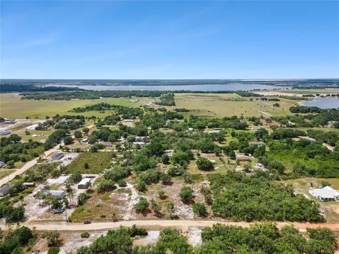 Allison NE Avenue Lake Wales FL 33859