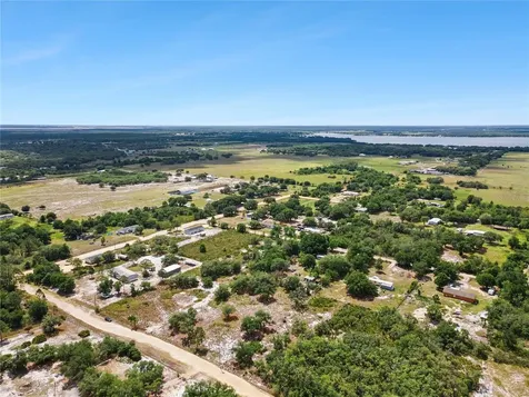 Allison NE Avenue Lake Wales FL 33859