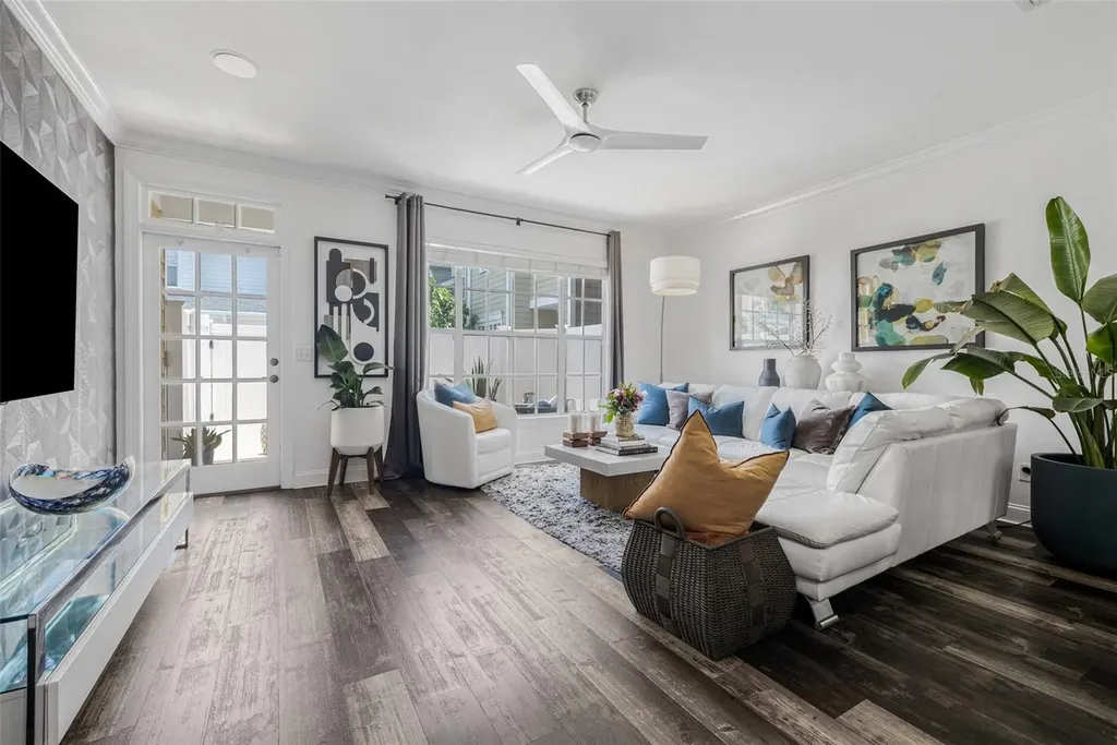 313 Inner Harbour Circle Tampa FL 33602