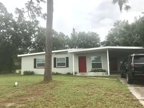 813 S Amelia Avenue Deland FL 32724