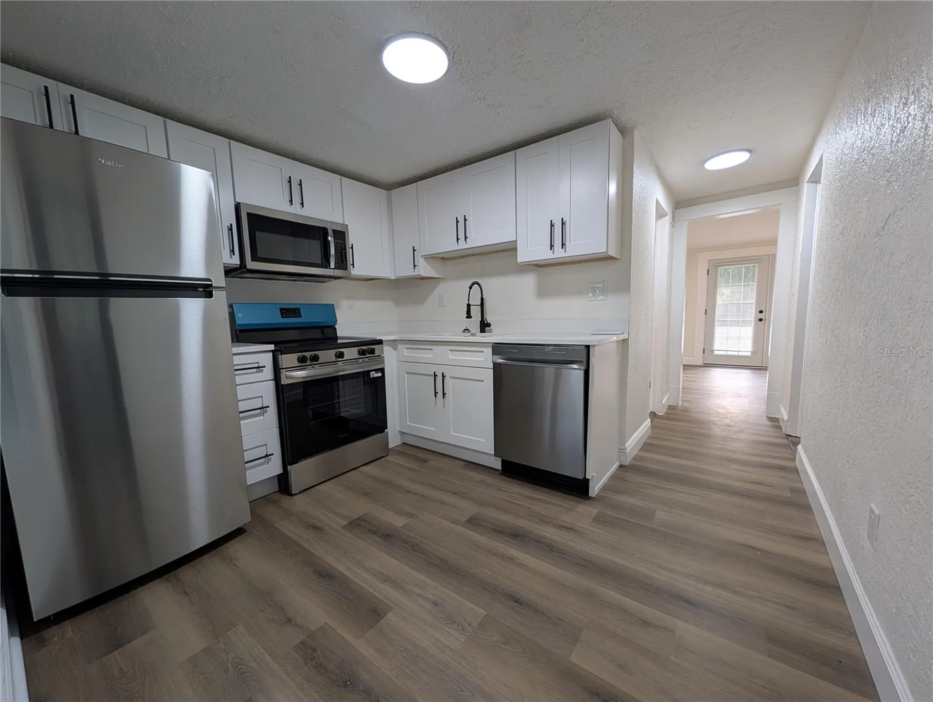 985 8th Avenue S St Petersburg FL 33705