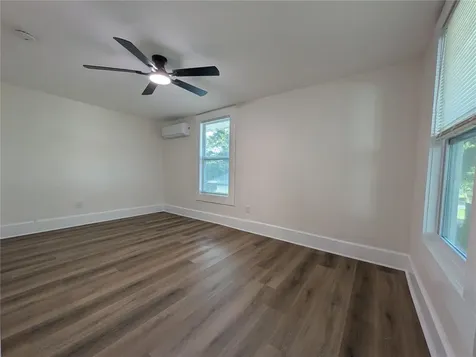 985 8th Avenue S St Petersburg FL 33705