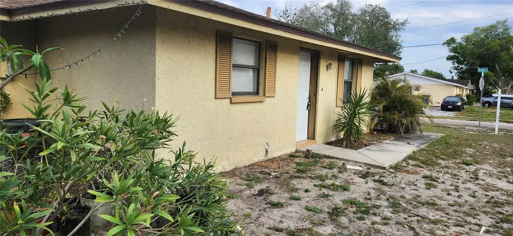 5509 Riddle Road Holiday FL 34690