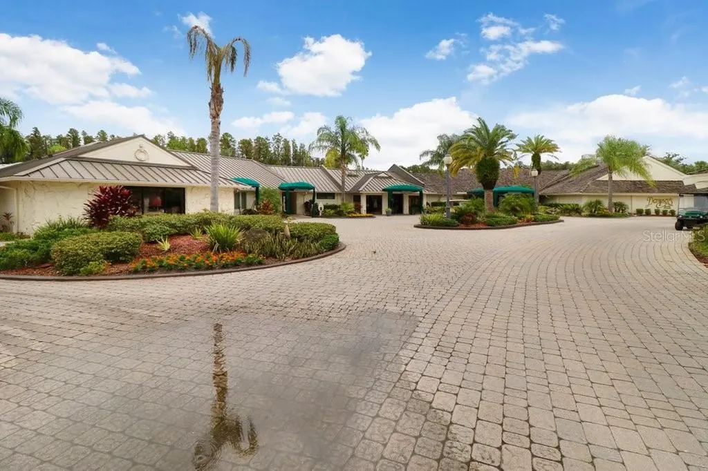 30303 Laurelwood Lane Wesley Chapel FL 33543