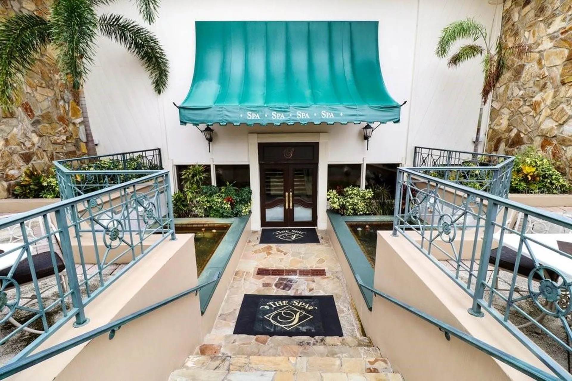30303 Laurelwood Lane Wesley Chapel FL 33543