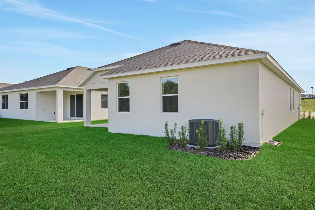 748 Sunshower Drive Lady Lake FL 32159