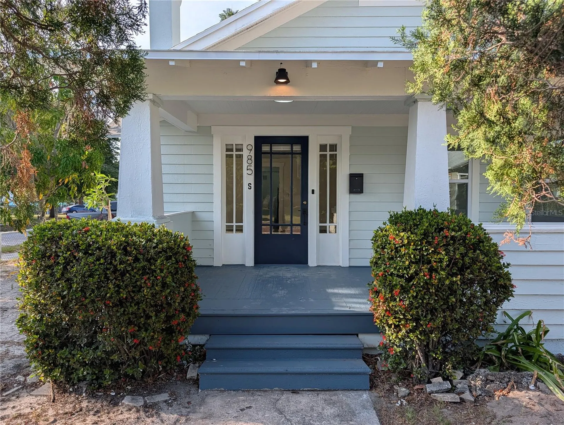985 8th Avenue S St Petersburg FL 33705