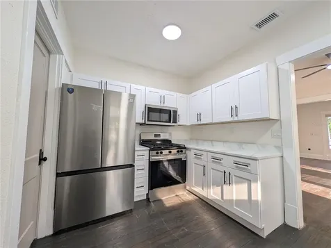 985 8th Avenue S St Petersburg FL 33705