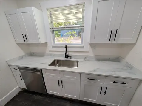 985 8th Avenue S St Petersburg FL 33705