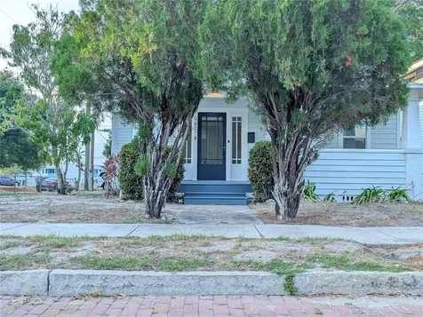 985 8th Avenue S St Petersburg FL 33705