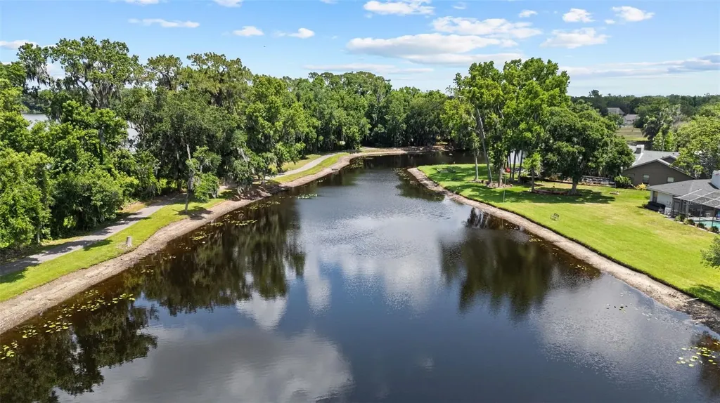 2739 Horseshoe Drive Plant City FL 33566