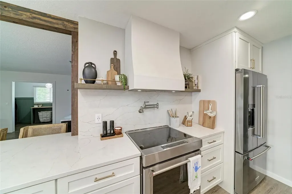 7611 18th Avenue NW Bradenton FL 34209