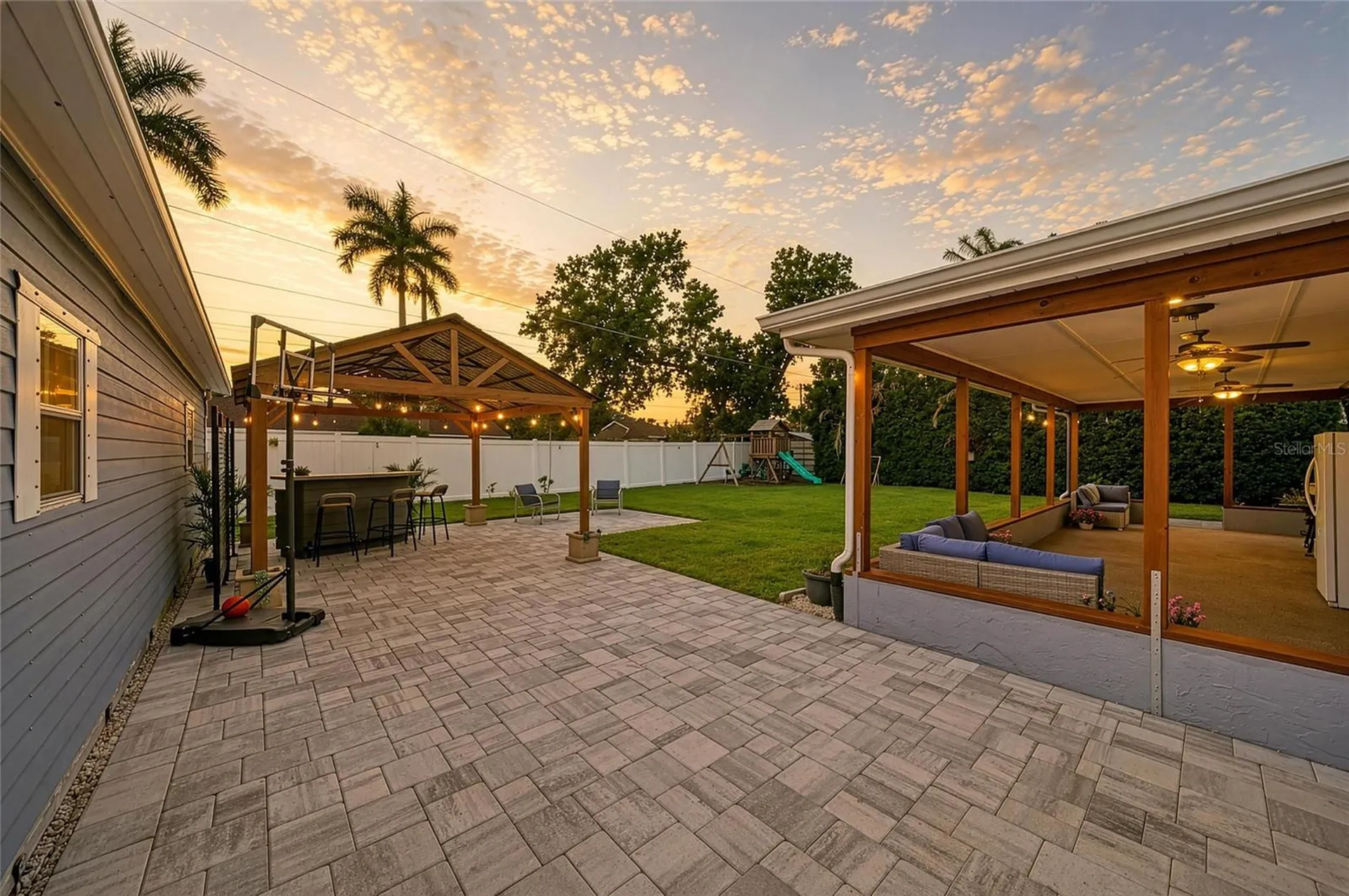 7611 18th Avenue NW Bradenton FL 34209