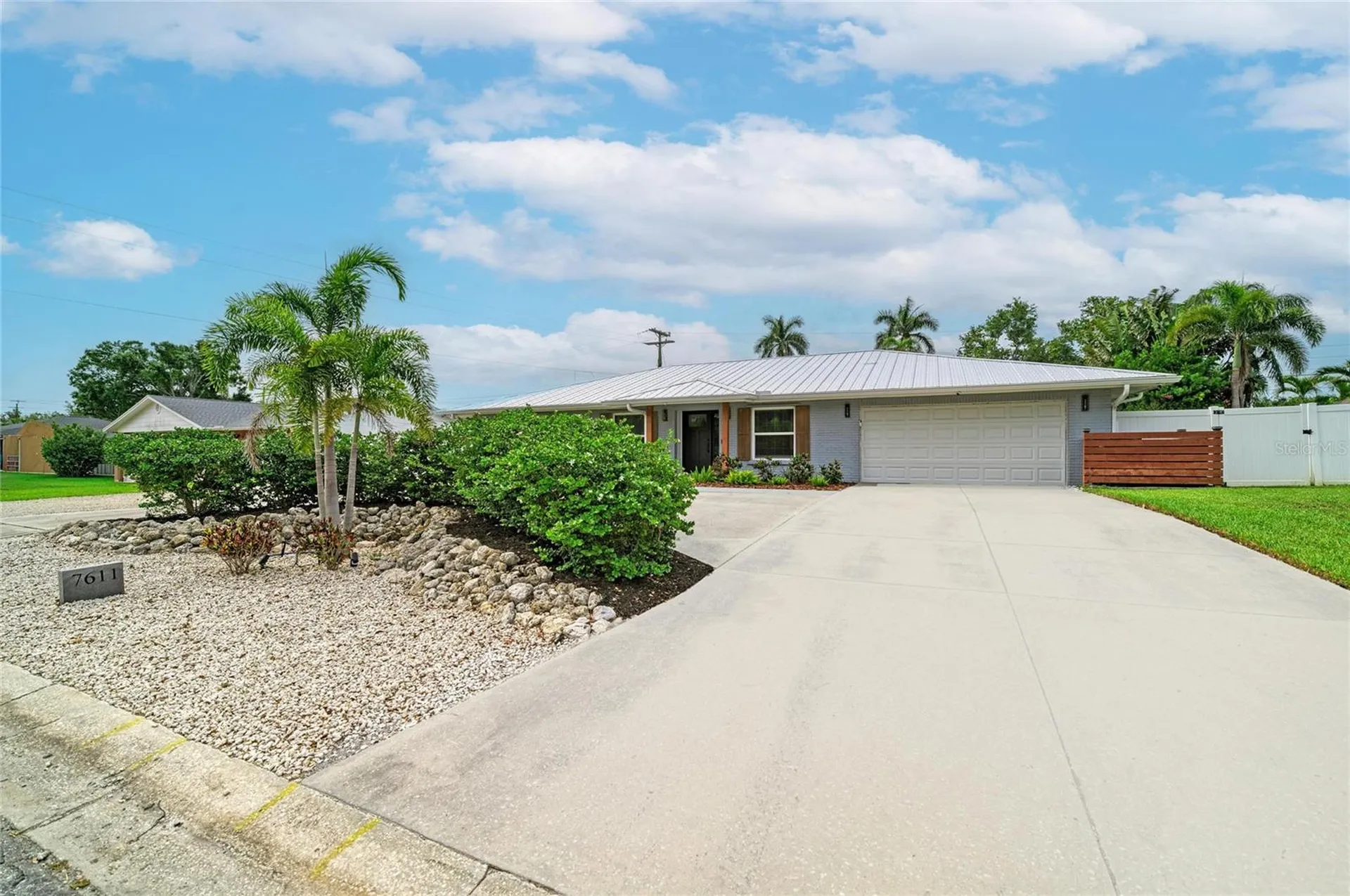 7611 18th Avenue NW Bradenton FL 34209