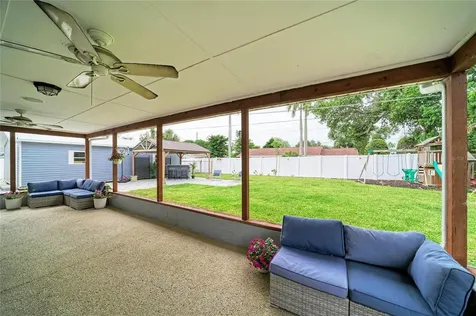 7611 18th Avenue NW Bradenton FL 34209