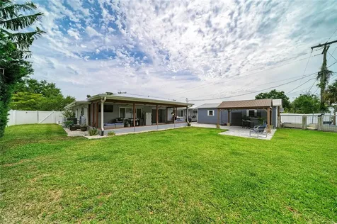 7611 18th Avenue NW Bradenton FL 34209