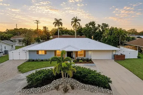 7611 18th Avenue NW Bradenton FL 34209