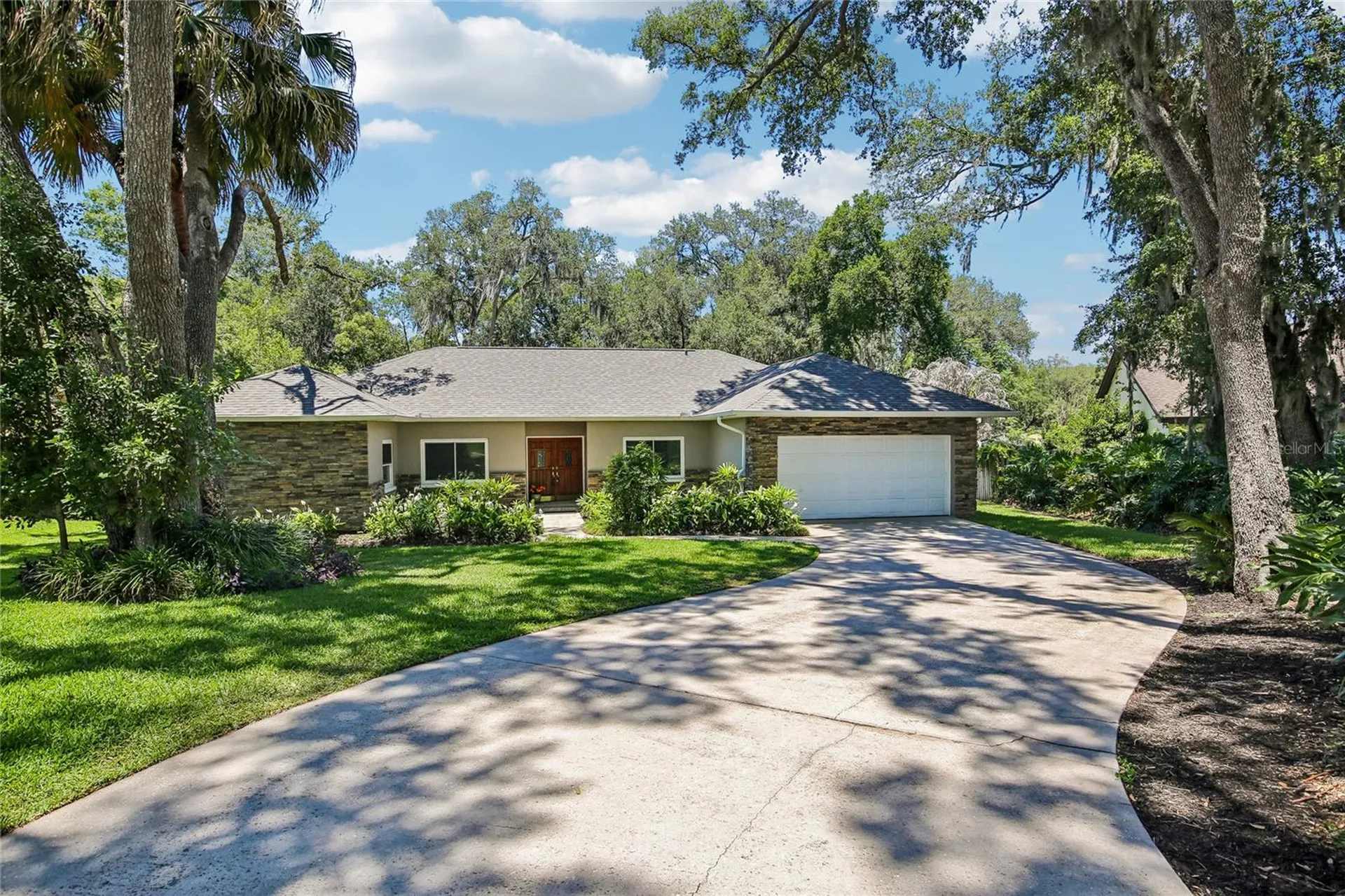 2754 Buckhorn Oaks Drive Valrico FL 33594