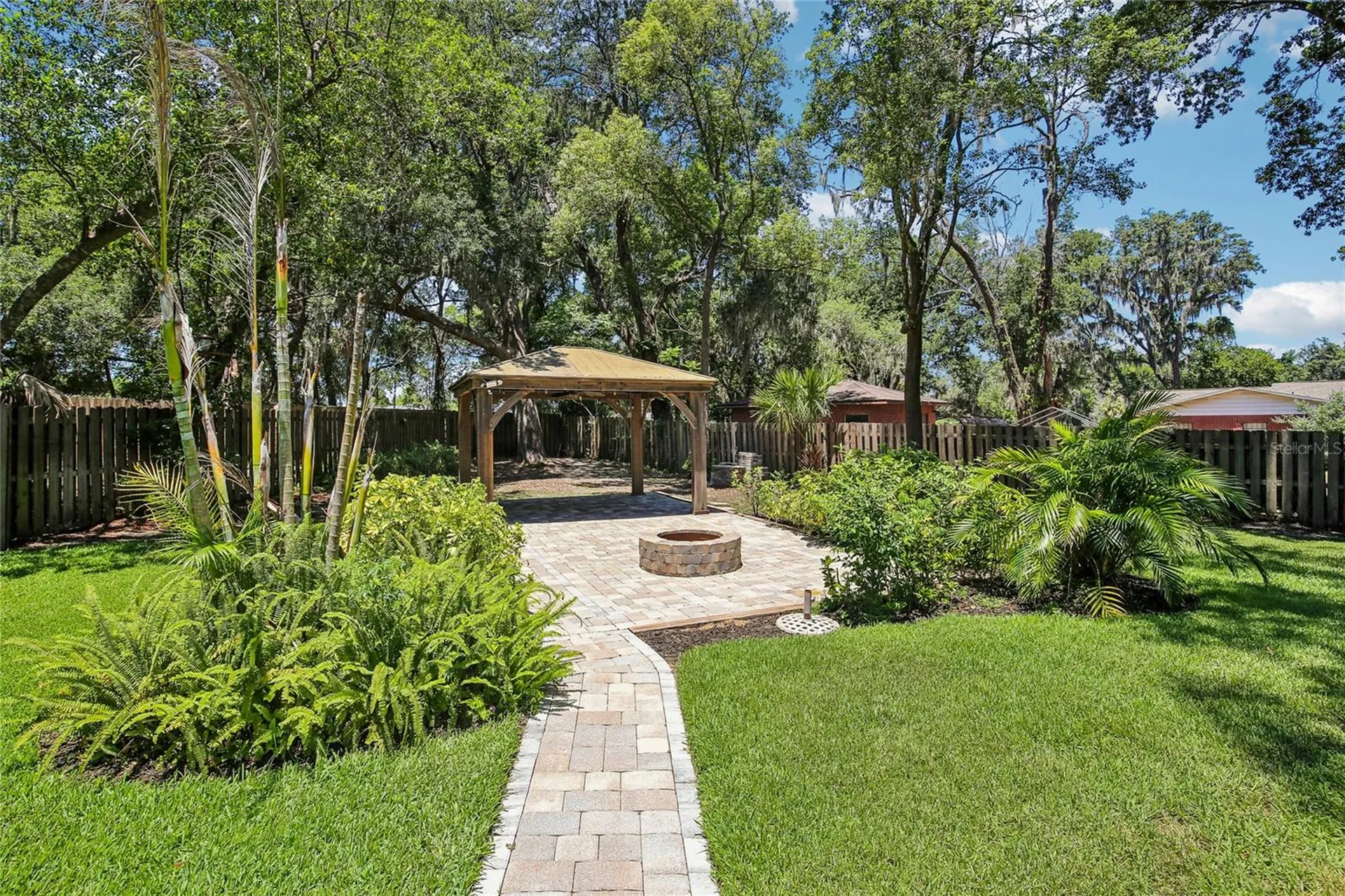 2754 Buckhorn Oaks Drive Valrico FL 33594