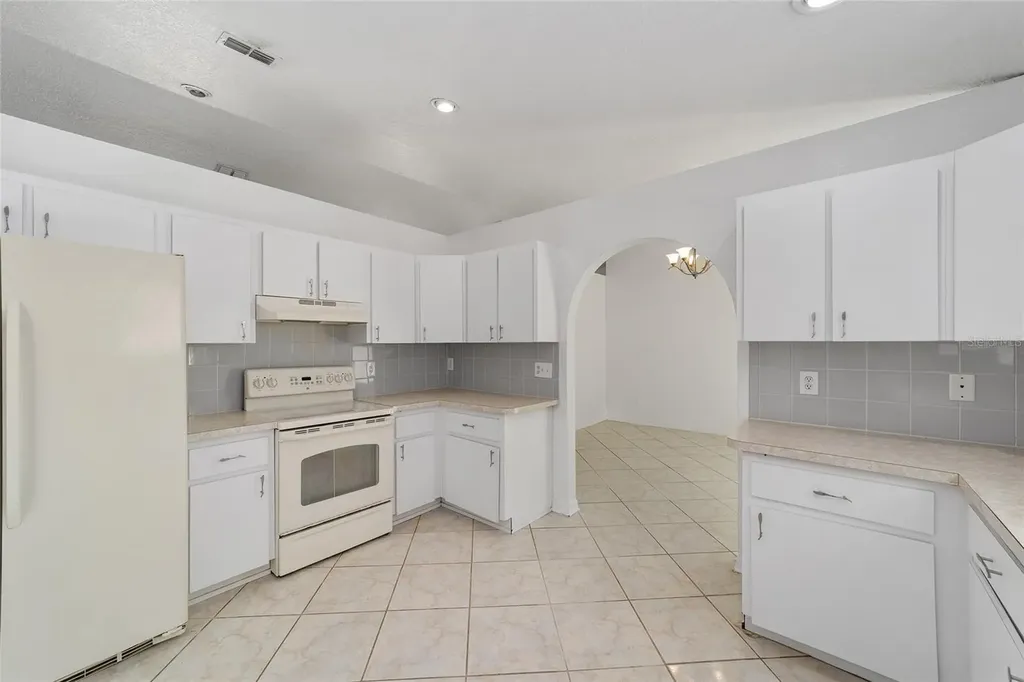 12136 SW 41st Place Ocala FL 34481