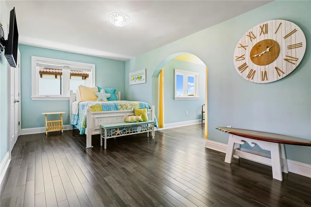 350 S Shore Drive Sarasota FL 34234