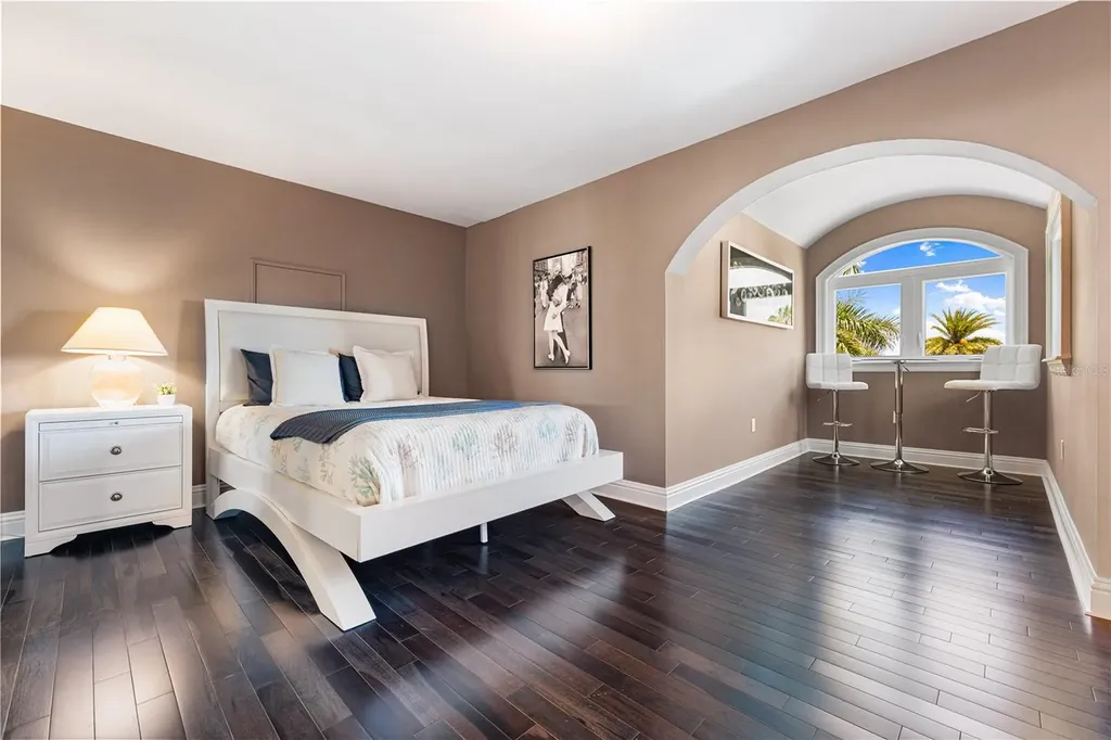 350 S Shore Drive Sarasota FL 34234