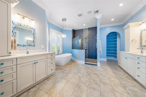 350 S Shore Drive Sarasota FL 34234