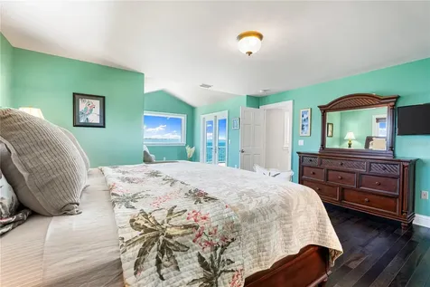 350 S Shore Drive Sarasota FL 34234