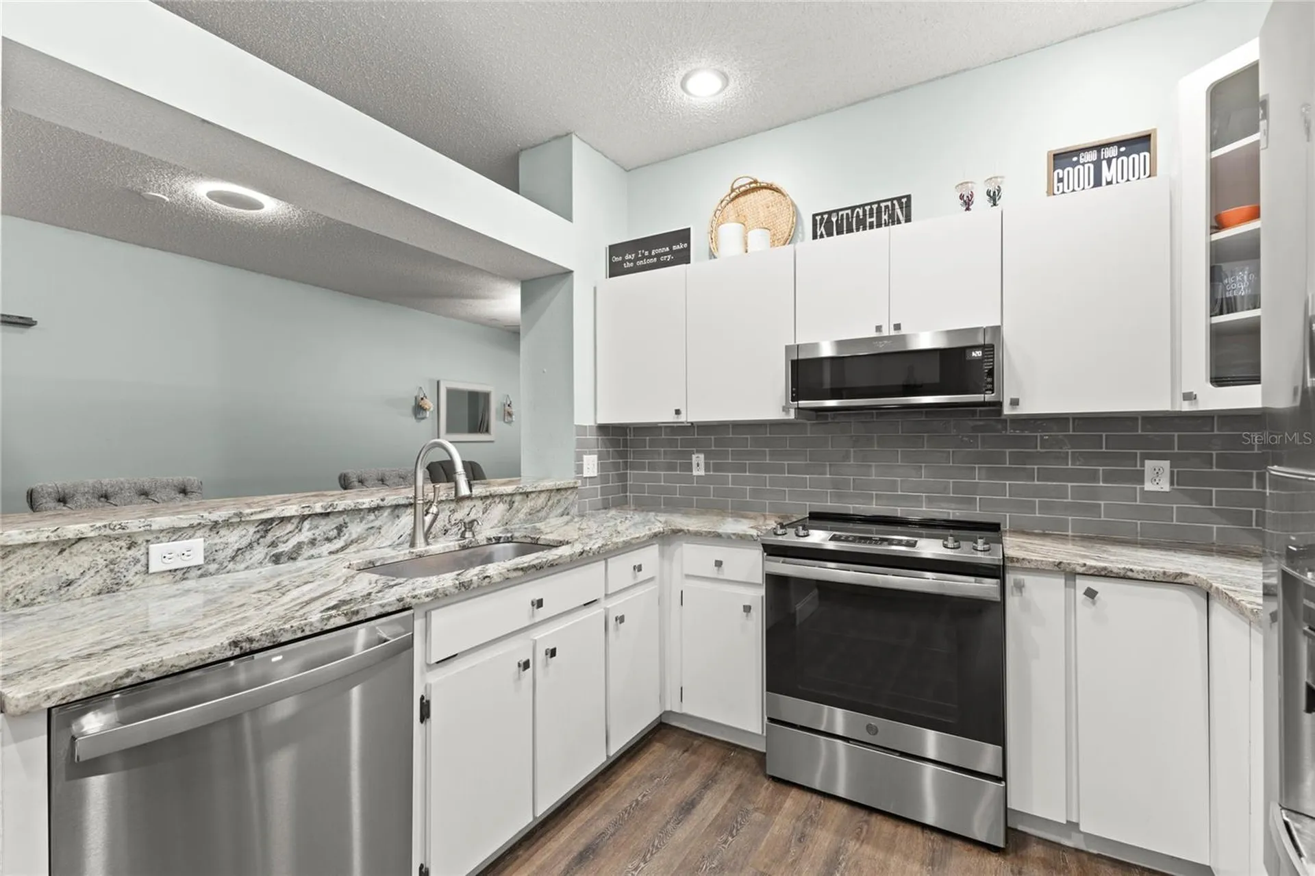 1623 Morning Dove Lane Tarpon Springs FL 34688