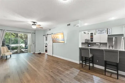 1623 Morning Dove Lane Tarpon Springs FL 34688