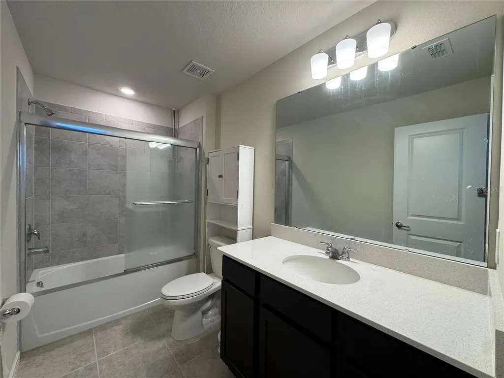 2102 Charming Avenue Davenport FL 33896