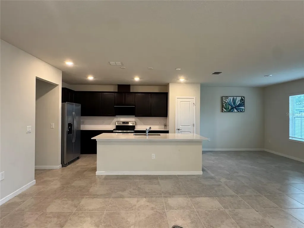 2102 Charming Avenue Davenport FL 33896