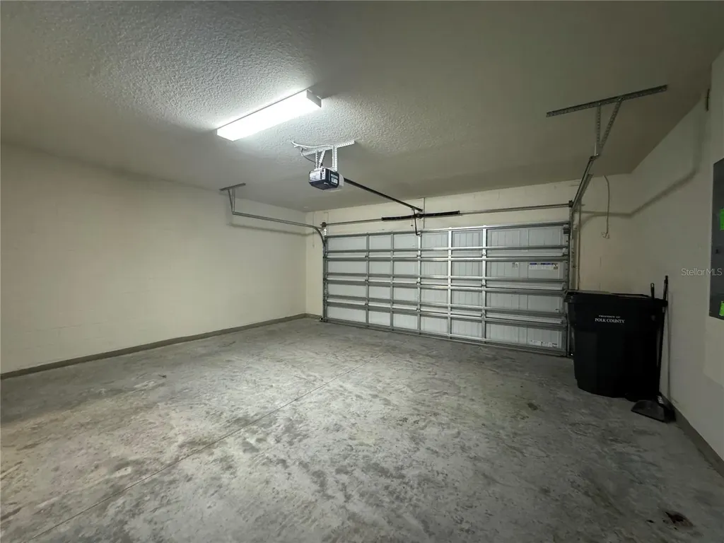 2102 Charming Avenue Davenport FL 33896
