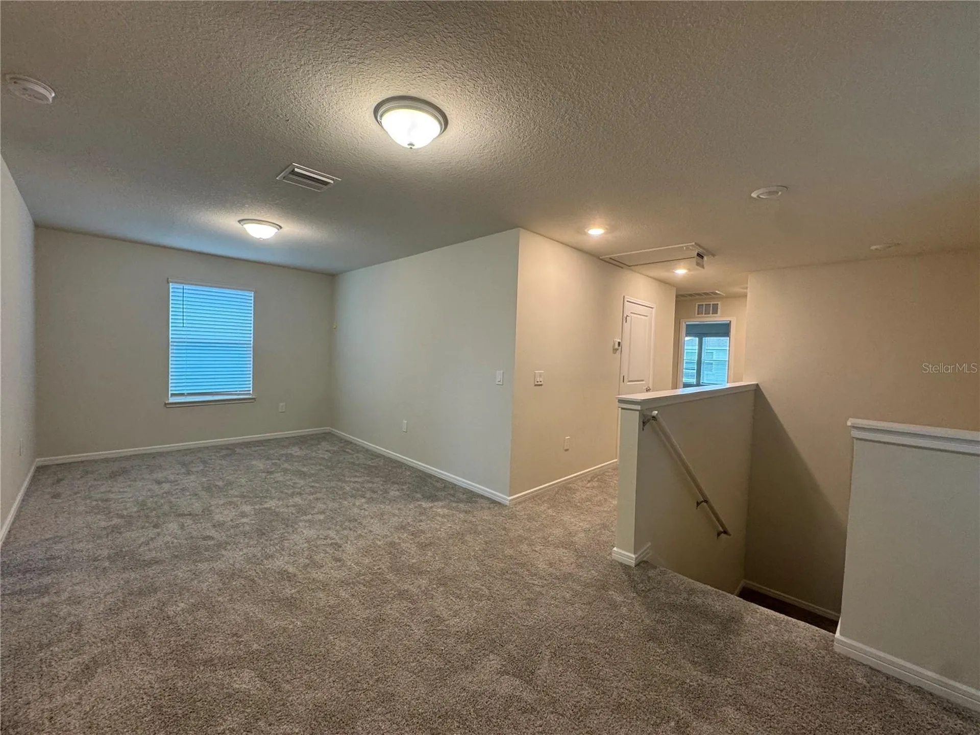 2102 Charming Avenue Davenport FL 33896